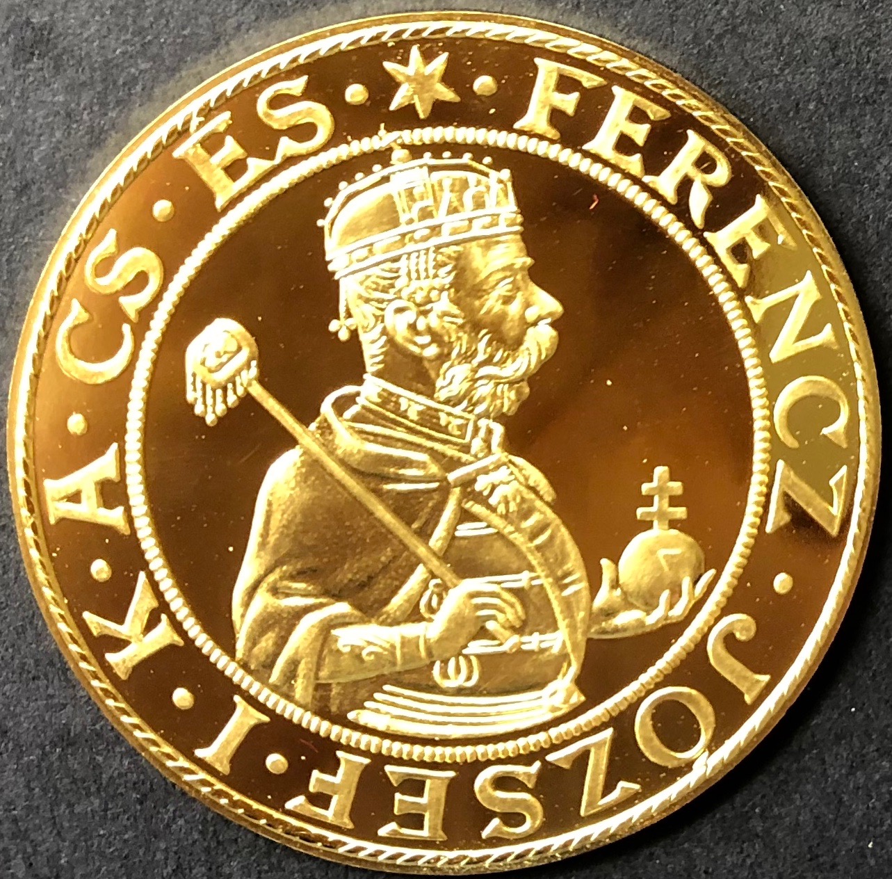 PREMIUM GOLD COIN - 大型で希少で状態の良い金貨やメダルを取り扱っています。